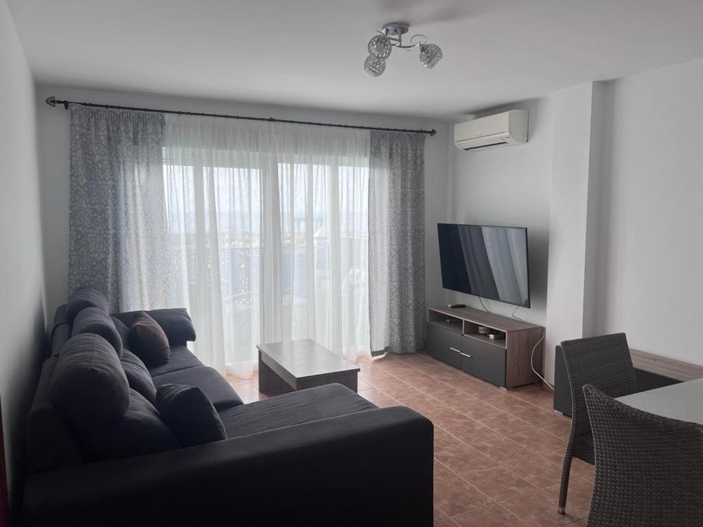 Apartamentos La Caleta Калета-де-Велес Екстер'єр фото