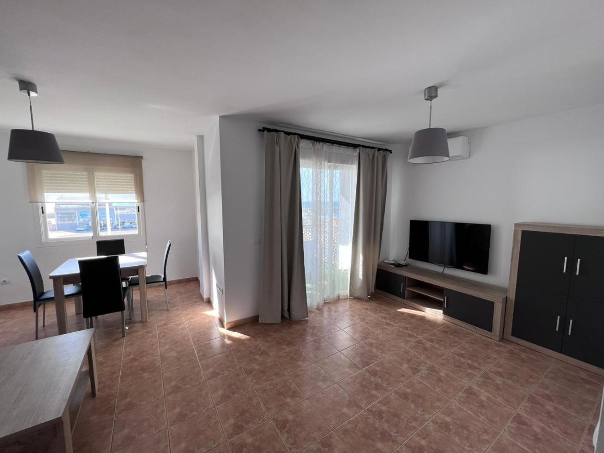 Apartamentos La Caleta Калета-де-Велес Екстер'єр фото