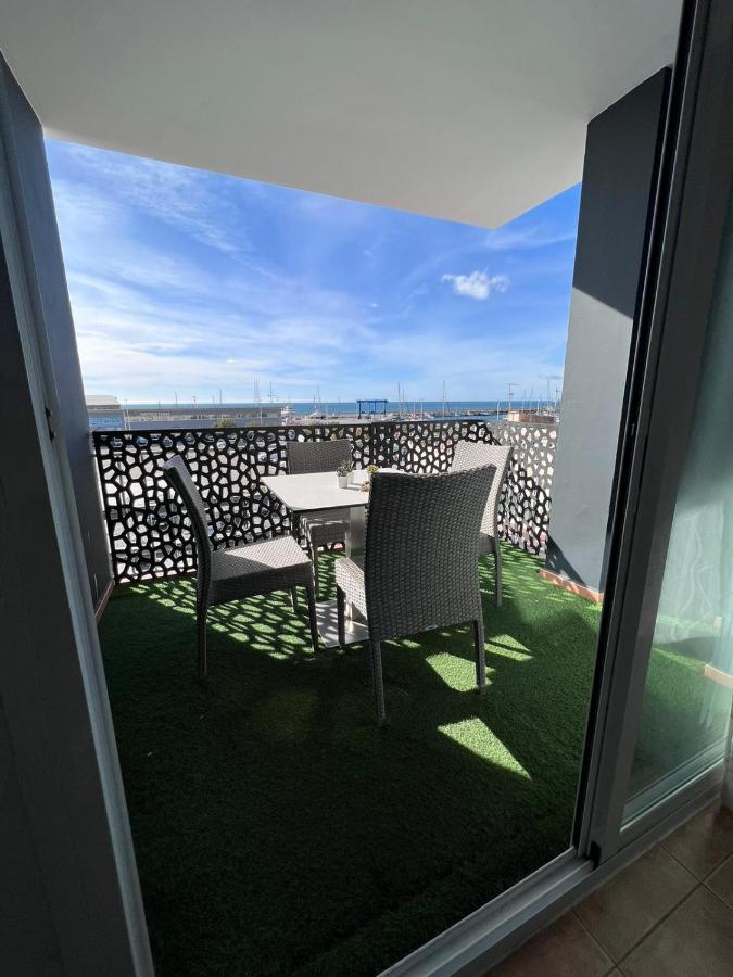 Apartamentos La Caleta Калета-де-Велес Екстер'єр фото